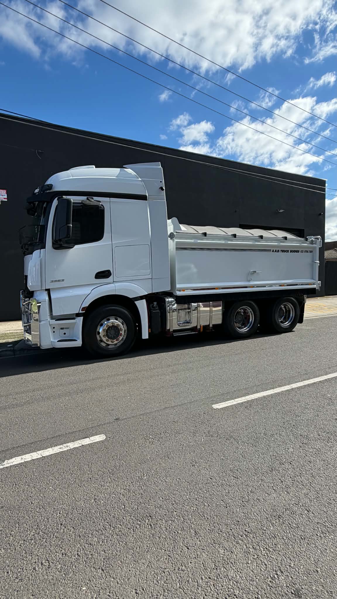 Mercedes Actros image 6